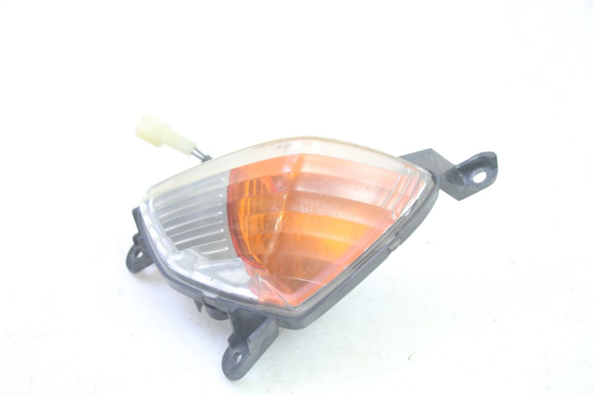 photo de RIGHT FRONT TURN SIGNAL YAMAHA FJR ABS 1300 (2006 - 2012) - Zoom on usage condition