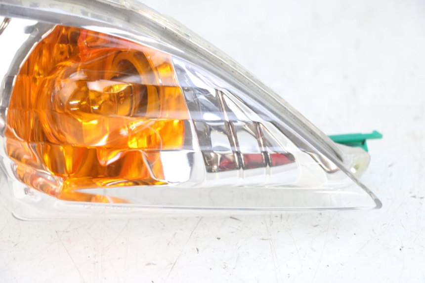 photo de FRONT RIGHT TURN SIGNAL MBK FLAME X 125 (2007 - 2016) - Surface and material condition