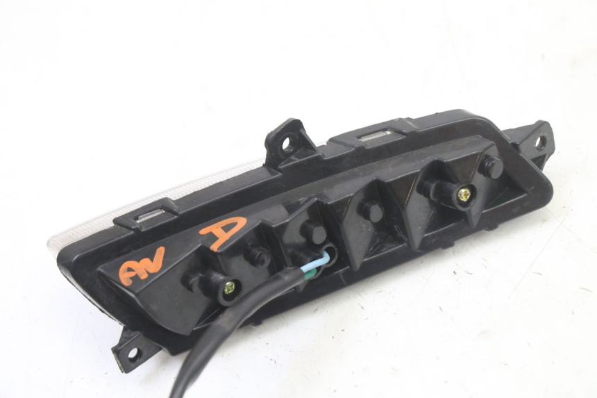 photo de FRONT RIGHT TURN SIGNAL VENESI FLY RETRO 4T 50 (2020 - 2025) - Technical close-up