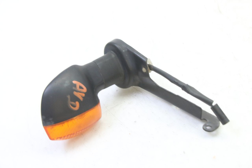 photo de FRONT RIGHT TURN SIGNAL YAMAHA FZ6 FAZER S2 600 (2007 - 2011) - Zoom on usage condition