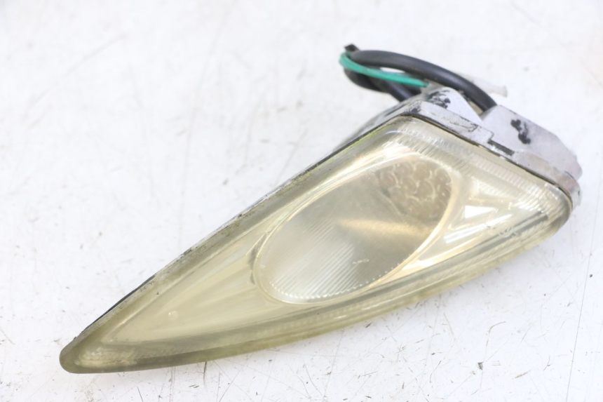 photo de FRONT RIGHT TURN SIGNAL GOES WIKI 125 (2010 - 2015) - Main view