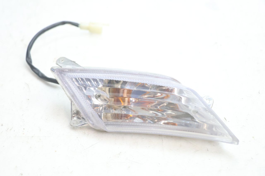 photo de FRONT RIGHT TURN SIGNAL VASTRO GP 2T 50 (2013 - 2017) - Main view