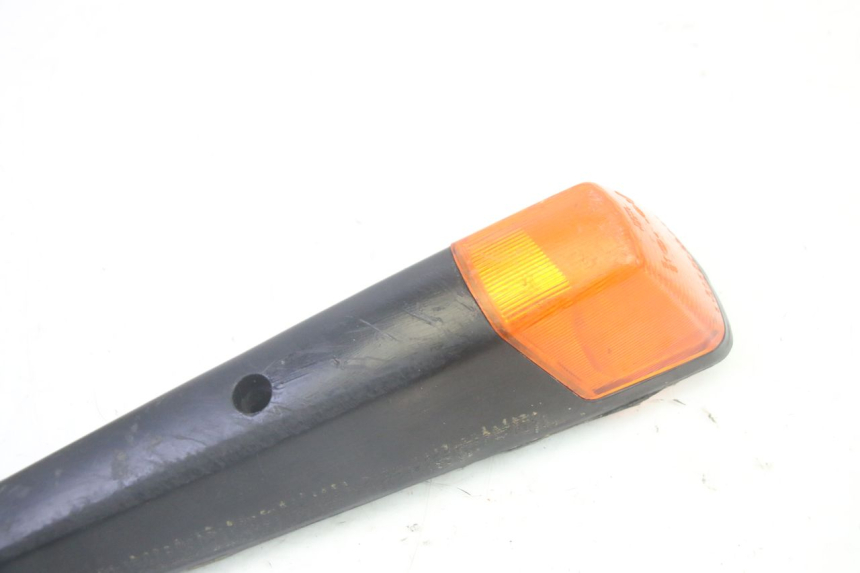 photo de FRONT RIGHT TURN SIGNAL KAWASAKI GPZ RX 1000 (1986 - 1988) - Zoom on usage condition