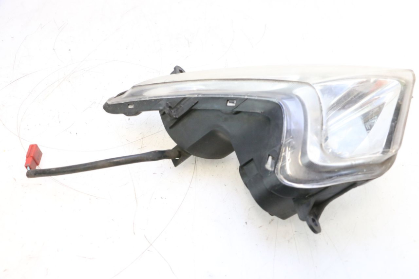 photo de FRONT RIGHT TURN SIGNAL SYM GTS EVO 125 (2009 - 2013) - Technical close-up