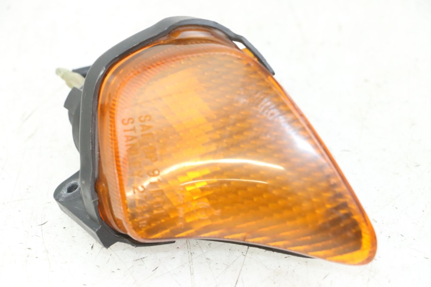 photo de FRONT RIGHT TURN SIGNAL HONDA CBR F 1000 (1993 - 1996) - Main view