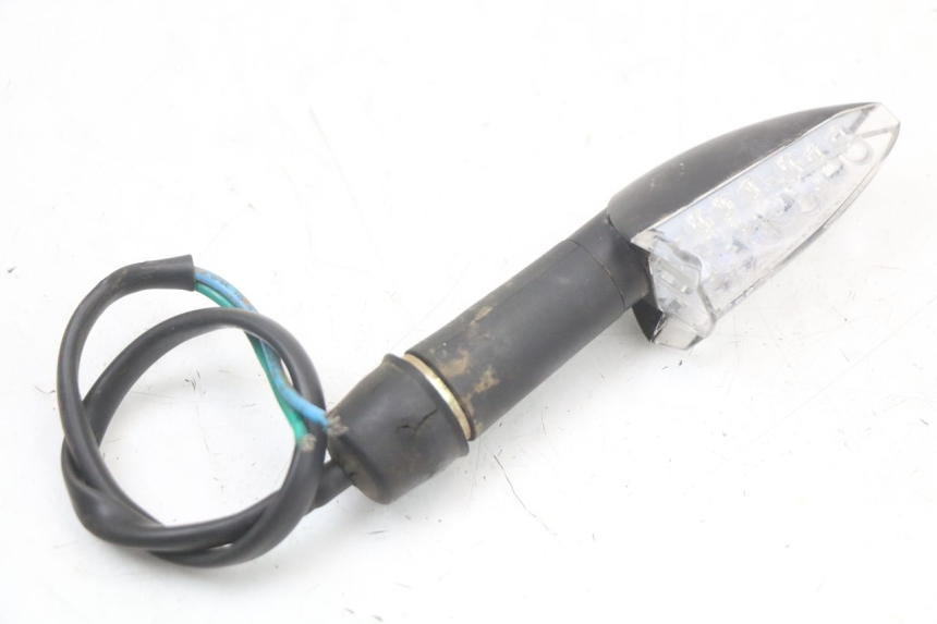 photo de FRONT RIGHT TURN SIGNAL HYTRACK HY S 4X4 410 (2013 - 2016) - Alternative perspective