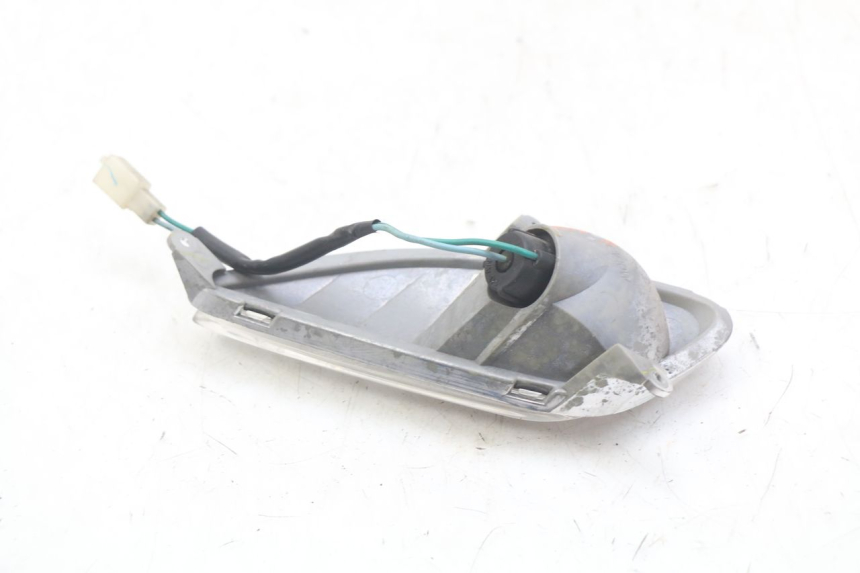 photo de RIGHT FRONT TURN SIGNAL SYM JET EURO X 2T 50 (2003 - 2007) - Alternative perspective