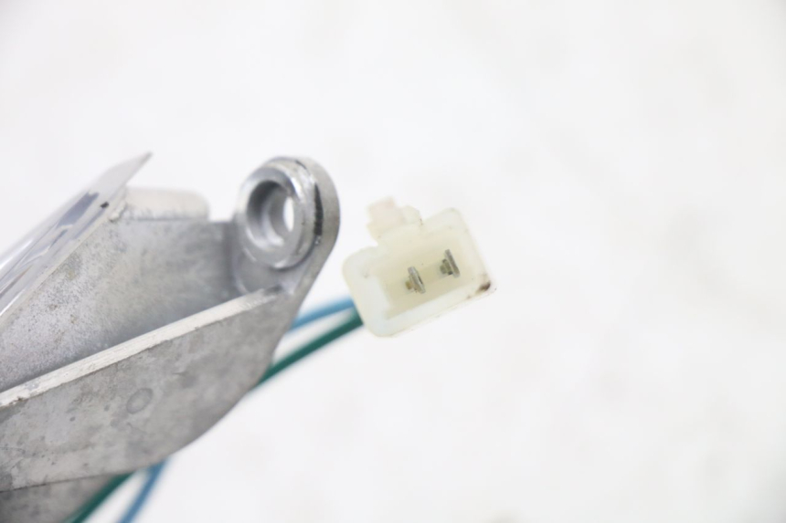 photo de FRONT RIGHT TURN SIGNAL KYMCO PEOPLE S 125 (2000 - 2008) - Technical close-up