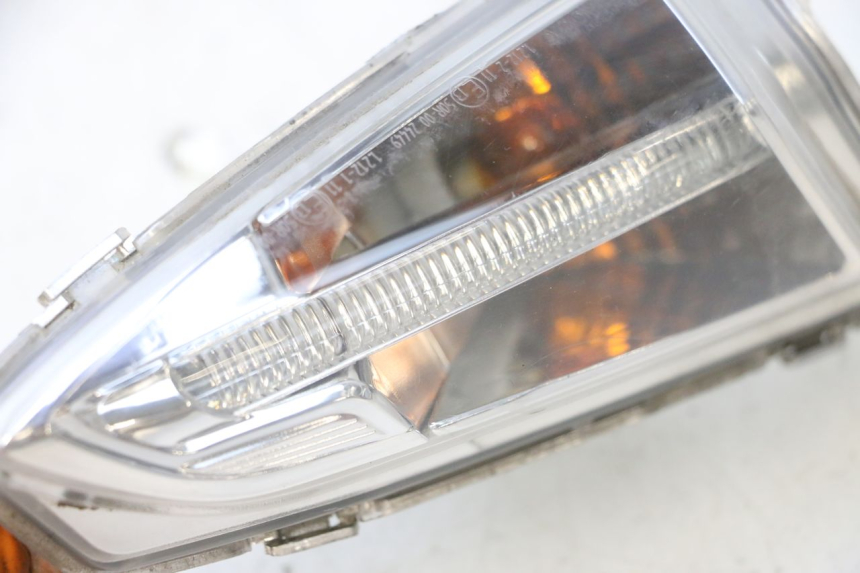 photo de FRONT RIGHT TURN SIGNAL PIAGGIO LIBERTY IGET 4T 50 (2015 - 2020) - Component detail