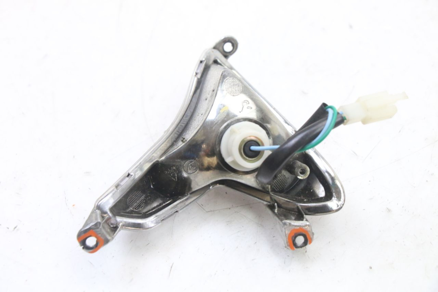 photo de FRONT RIGHT TURN SIGNAL LONGJIA SHARPY 125 (2020 - 2024) - Technical close-up