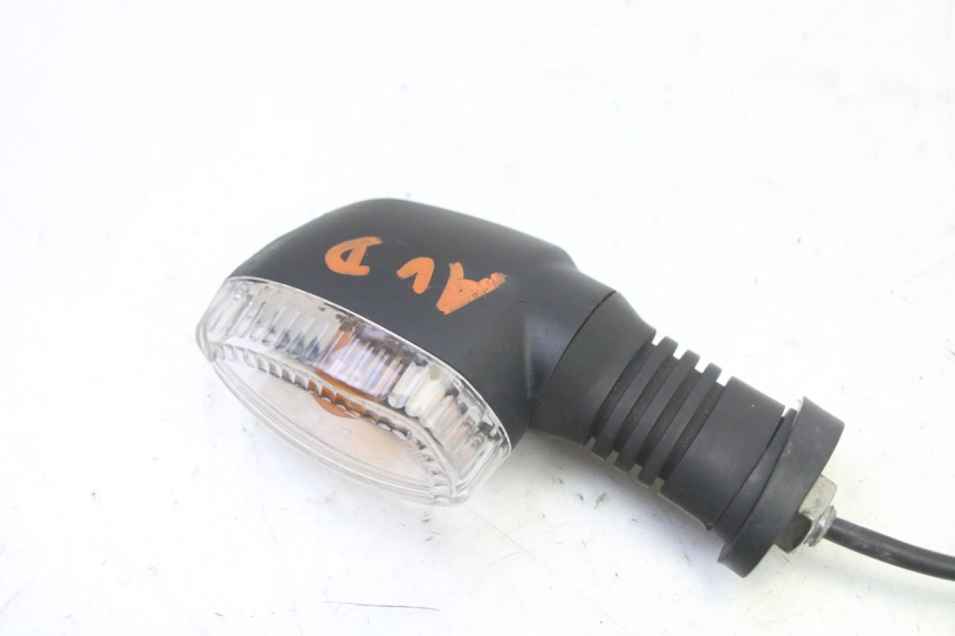 photo de FRONT RIGHT TURN SIGNAL PIAGGIO MP3 RL 250 (2006 - 2010) - Component detail