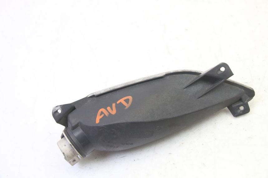 photo de FRONT RIGHT TURN SIGNAL PIAGGIO MP3 125 (2006 - 2014) - Zoom on usage condition