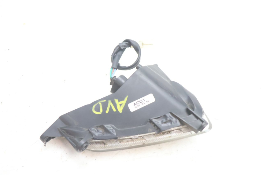 photo de FRONT RIGHT TURN SIGNAL KYMCO LIKE 4T 50 (2019 - 2025) - Technical close-up