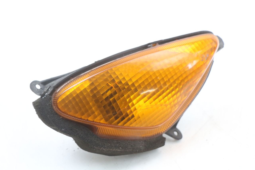 photo de RIGHT FRONT TURN SIGNAL HONDA NTV DEAUVILLE 650 (1998 - 2001) - Zoom on usage condition