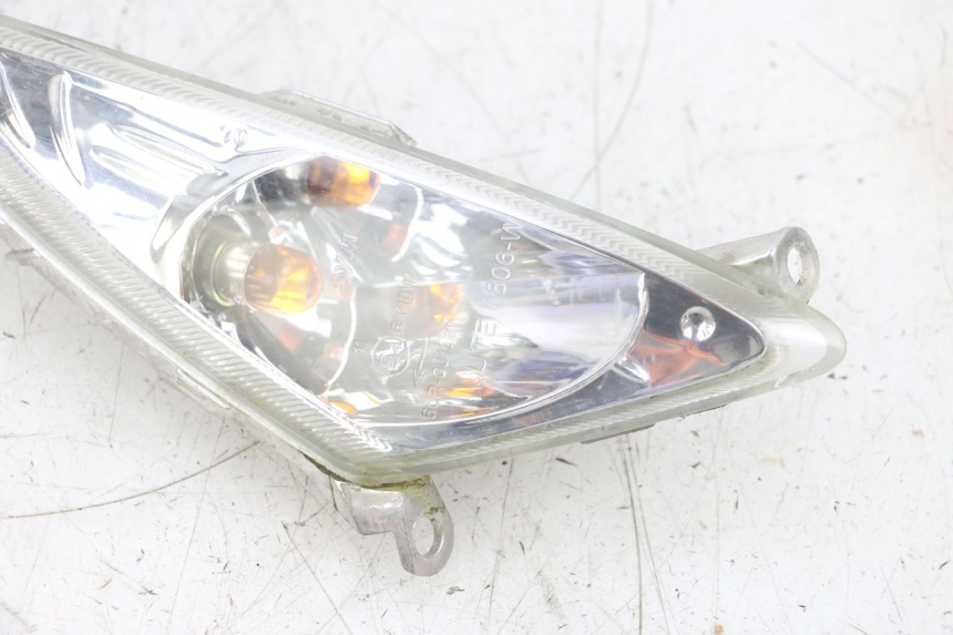 photo de RIGHT FRONT TURN SIGNAL SYM ORBIT 2 4T 50 (2008 - 2017) - Checked used part