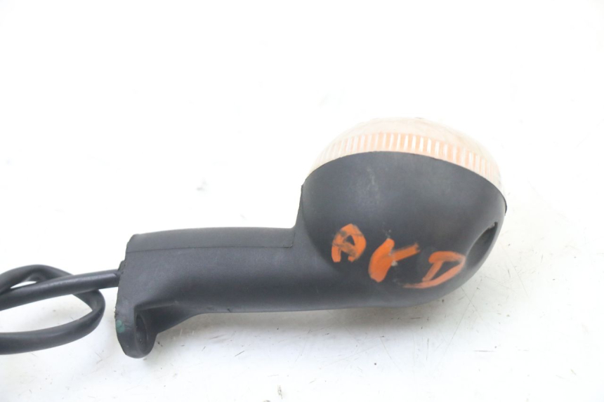 photo de FRONT RIGHT TURN SIGNAL PEUGEOT TKR TREKKER FURIOUS 50 (2005 - 2014) - Technical close-up