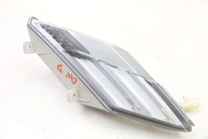 photo de FRONT RIGHT TURN SIGNAL PEUGEOT TWEET 4T 50 (2023 - 2025) - Main view