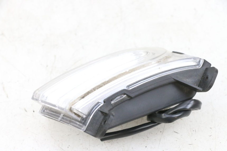 photo de FRONT RIGHT TURN SIGNAL EFUN PUSA 1 - Product overview