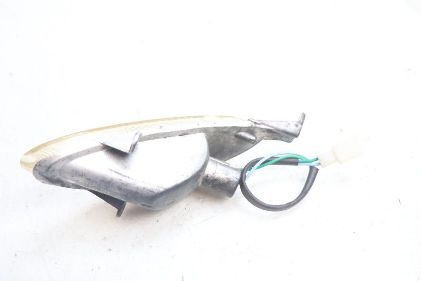 photo de FRONT RIGHT TURN SIGNAL LAZIO RENO 50 (2016 - 2021) - Alternative perspective