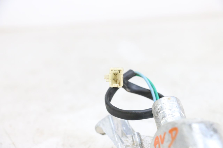 photo de RIGHT FRONT TURN SIGNAL TNT MOTOR ROMA 10' 4T 50 (2019 - 2022) - Component detail