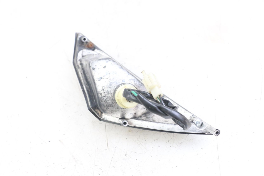 photo de RIGHT FRONT TURN SIGNAL KEEWAY RY6 2T 50 (2011 - 2019) - Zoom on usage condition