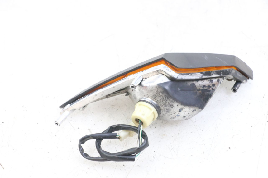 photo de RIGHT FRONT TURN SIGNAL KEEWAY RY6 2T 50 (2011 - 2019) - Alternative perspective