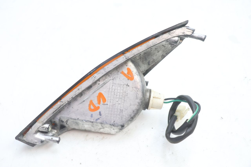 photo de RIGHT FRONT TURN SIGNAL KEEWAY RY6 2T 50 (2011 - 2019) - Technical close-up
