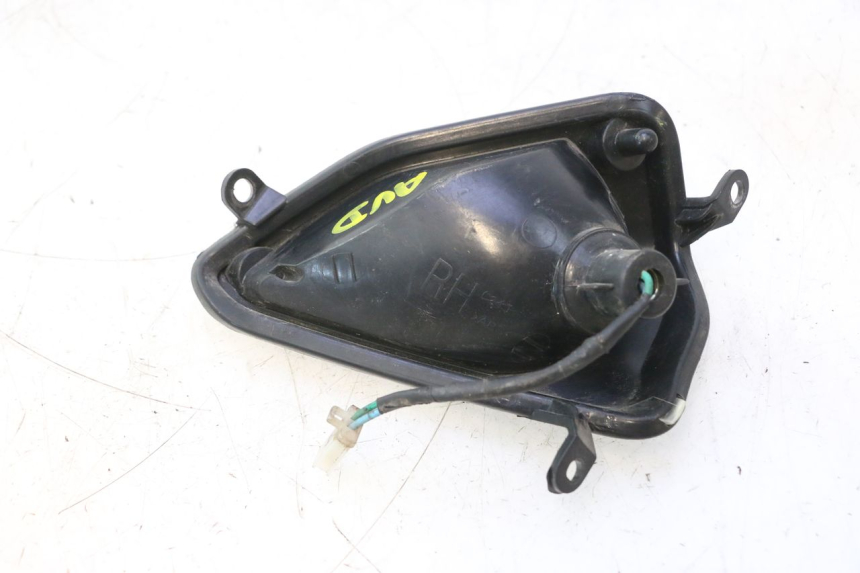 photo de FRONT RIGHT TURN SIGNAL DAELIM S2 125 (2006 - 2007) - Component detail