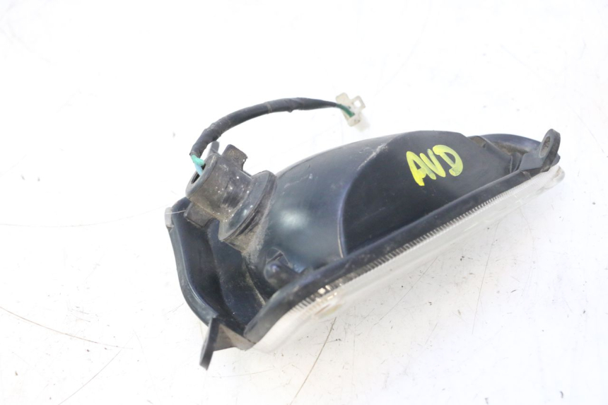 photo de FRONT RIGHT TURN SIGNAL DAELIM S2 125 (2006 - 2007) - Zoom on usage condition