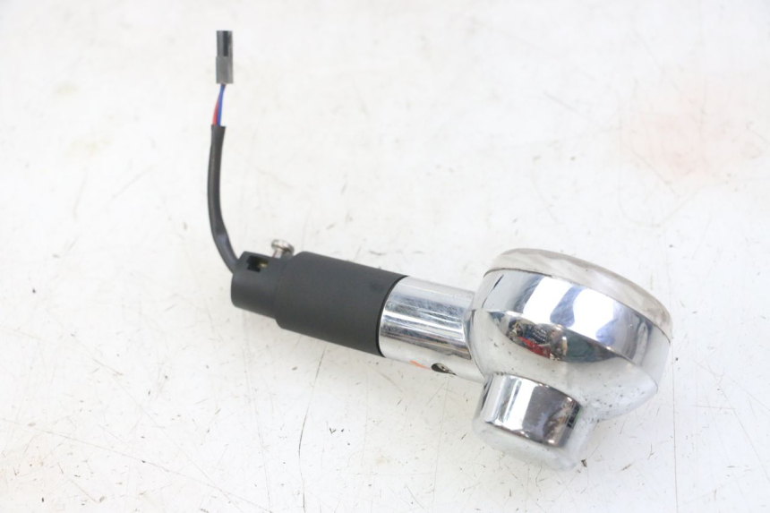 photo de FRONT RIGHT TURN SIGNAL APRILIA SCARABEO GT TOURING 125 (1999 - 2005) - Product overview