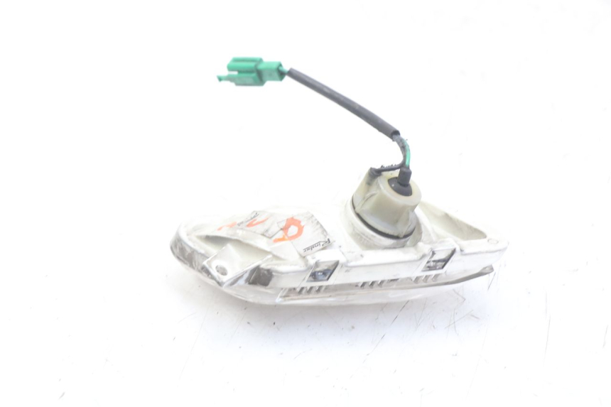 photo de FRONT RIGHT TURN SIGNAL MBK SKYCRUISER 125 (2006 - 2009) - Alternative perspective
