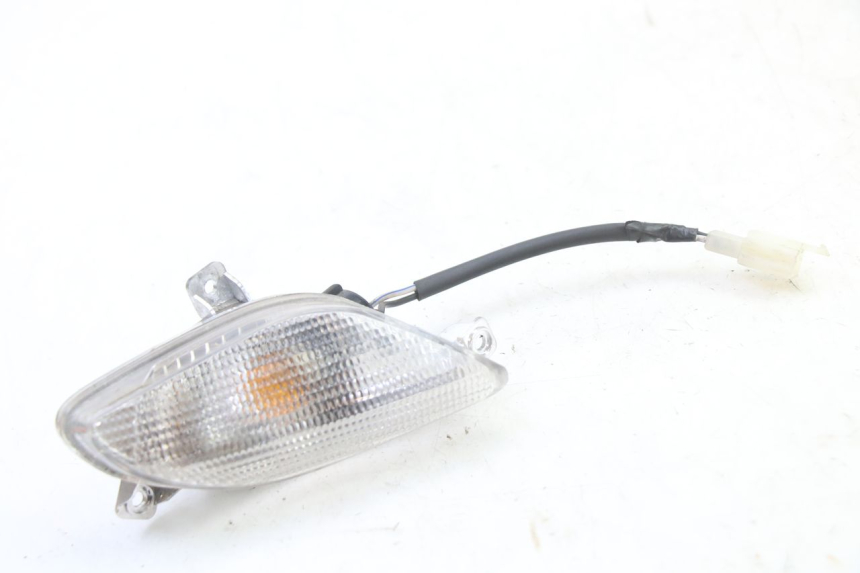 photo de FRONT RIGHT TURN SIGNAL APRILIA SR 2T 50 (2018 - 2022) - Main view