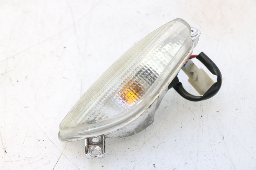 photo de RIGHT FRONT TURN SIGNAL APRILIA SR 2T 50 (2012 - 2017) - Additional view of the item