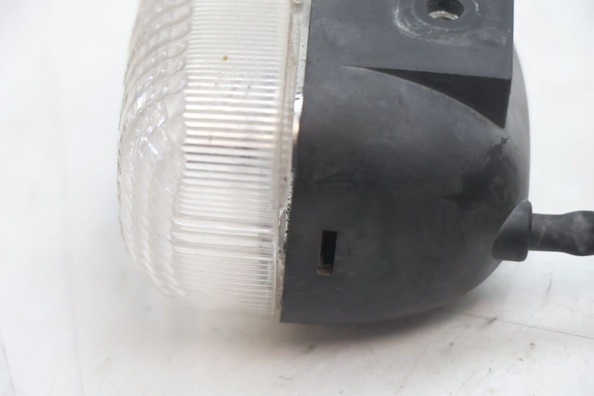 photo de FRONT RIGHT TURN SIGNAL MBK STUNT NAKED 50 (2004 - 2018) - Zoom on usage condition