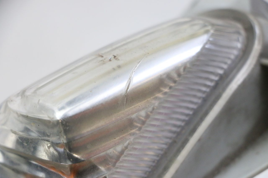 photo de RIGHT FRONT TURN SIGNAL SUZUKI BURGMAN 125 (2007 - 2014) - Alternative perspective