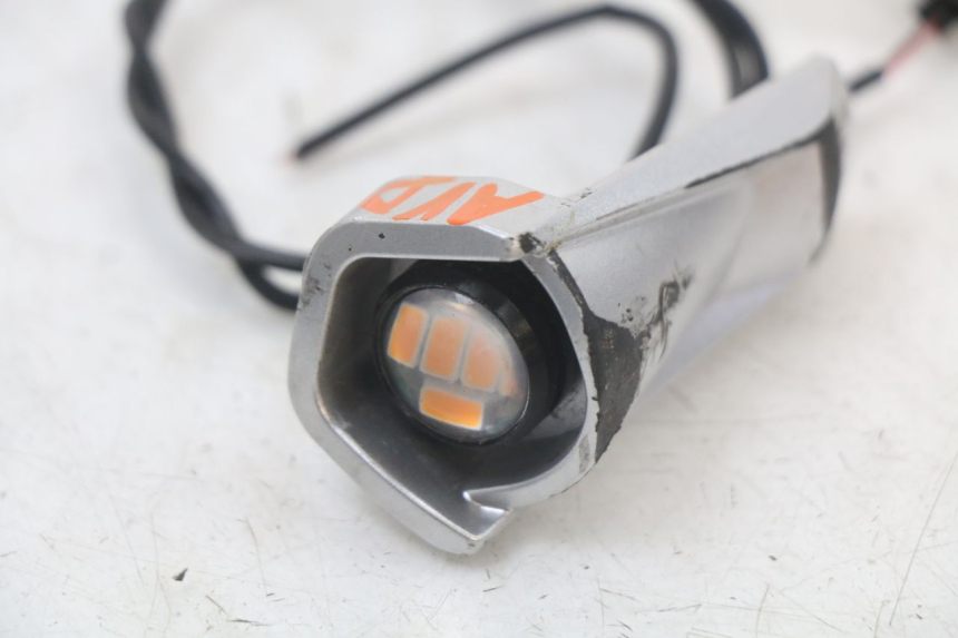 photo de FRONT RIGHT TURN SIGNAL DUALTRON TOGO PLUS 1 - Zoom on usage condition