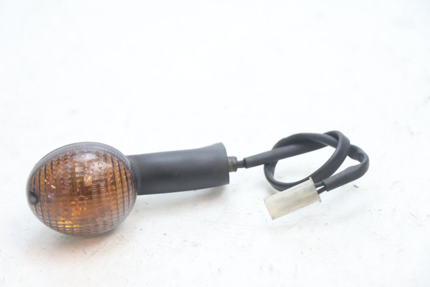 photo de FRONT RIGHT TURN SIGNAL PEUGEOT TREKKER 50 (1995 - 2004) - Component detail