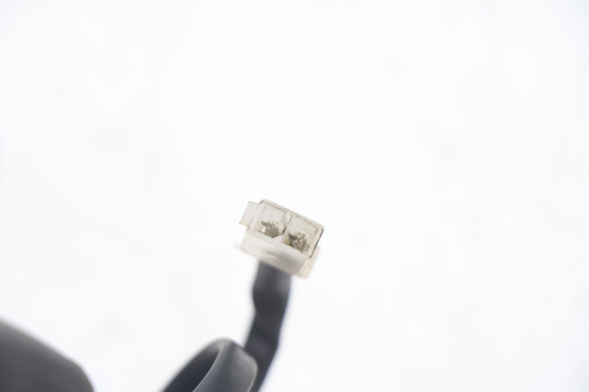 photo de FRONT RIGHT TURN SIGNAL PEUGEOT TREKKER 50 (1995 - 2004) - Technical close-up