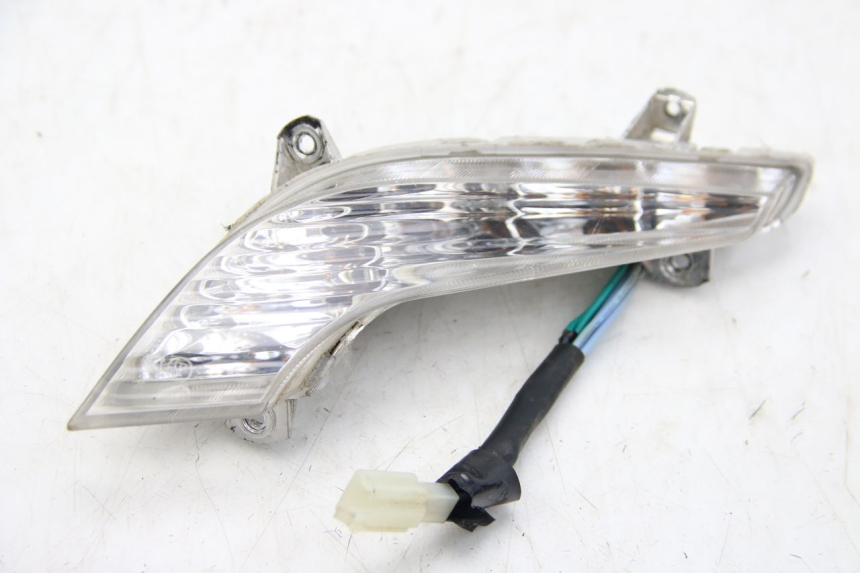 photo de RIGHT FRONT TURN SIGNAL PEUGEOT TWEET 4T 50 (2010 - 2014) - Main view