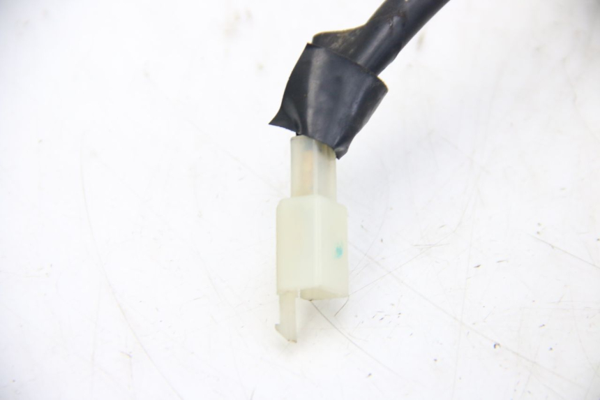 photo de RIGHT FRONT TURN SIGNAL PEUGEOT TWEET 4T 50 (2010 - 2014) - Alternative perspective