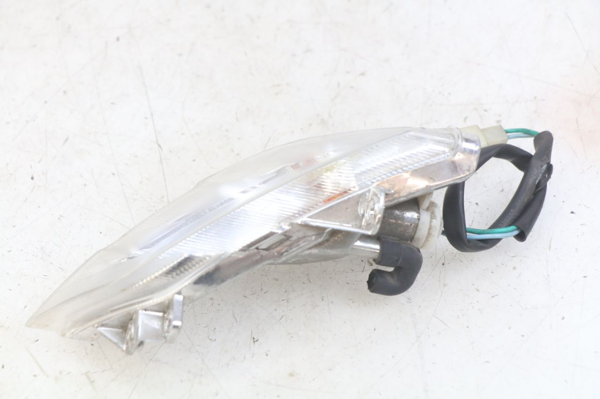 photo de RIGHT FRONT TURN SIGNAL PEUGEOT TWEET 4T 50 (2018 - 2022) - Alternative perspective