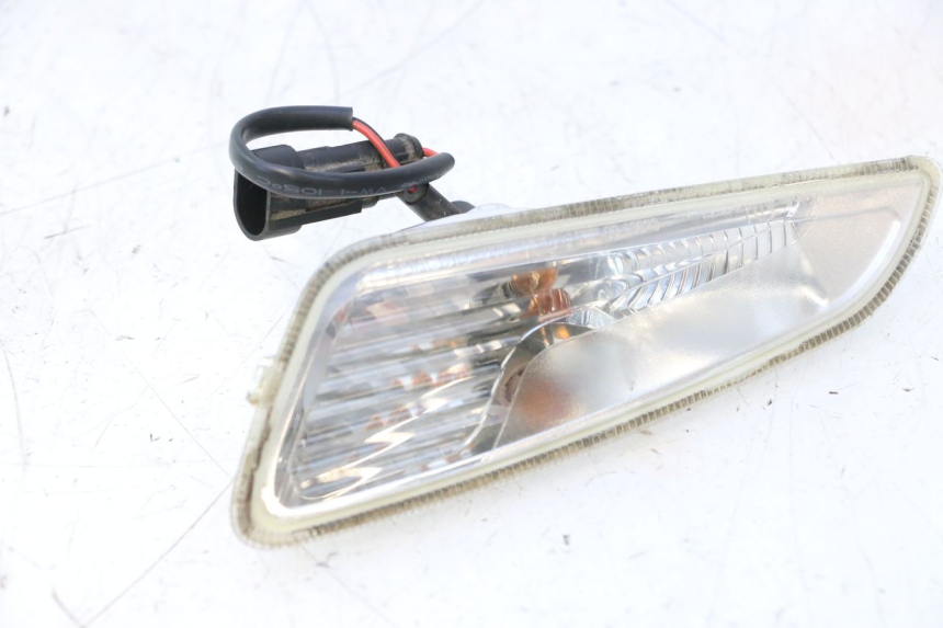 photo de RIGHT FRONT TURN SIGNAL PIAGGIO VESPA PRIMAVERA 2T 50 (2013 - 2018) - Component detail