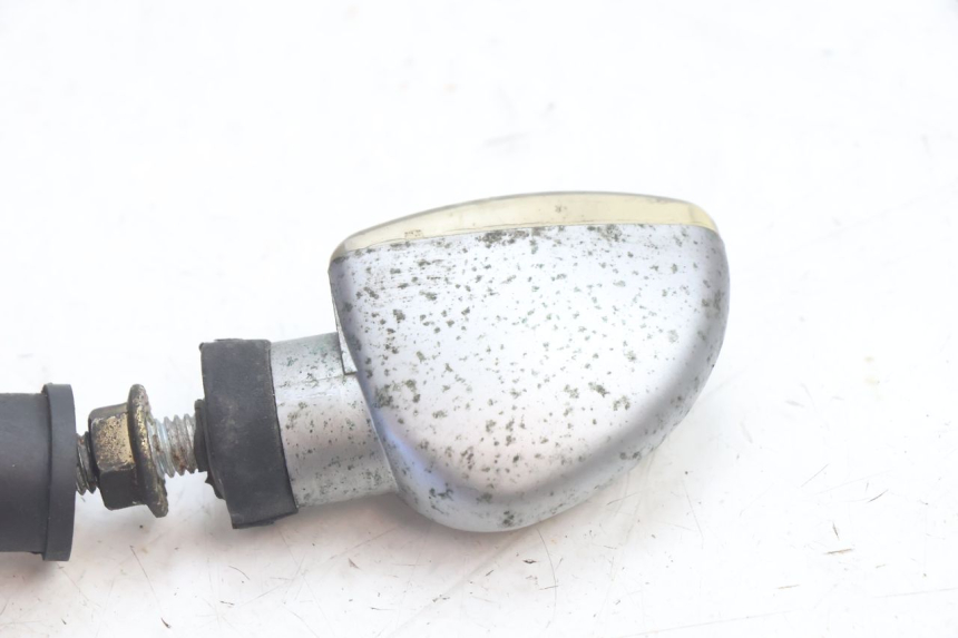photo de FRONT RIGHT TURN SIGNAL YAMAHA XJR 1300 (1998 - 2002) - Technical close-up