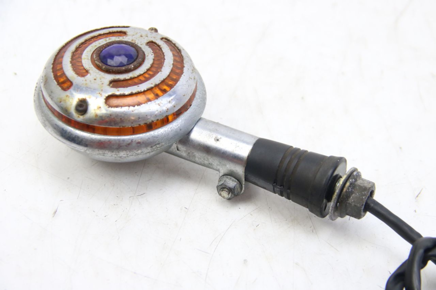 photo de RIGHT FRONT TURN SIGNAL YAMAHA XV VIRAGO 750 (1984 - 1998) - Component detail