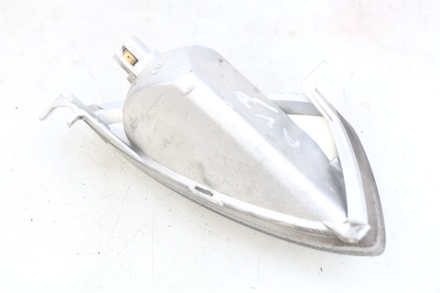 photo de FRONT RIGHT TURN SIGNAL YAMAHA YP MAJESTY 125 (2007 - 2010) - Surface and material condition