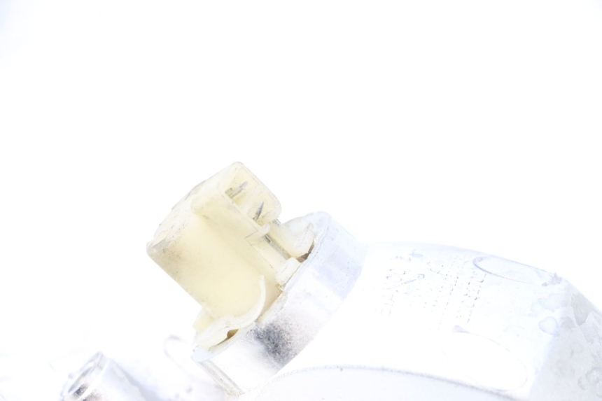 photo de RIGHT FRONT TURN SIGNAL PIAGGIO ZIP 4T 50 (2018 - 2020) - Fixing points details