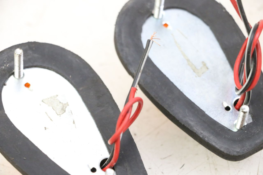 photo de FRONT TURN SIGNAL YAMAHA FJ 36Y 1100 (1984 - 1985) - Zoom on usage condition