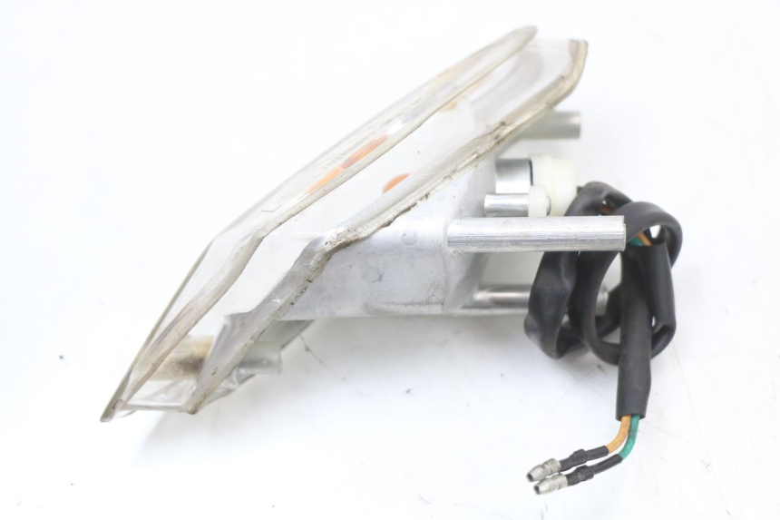 photo de LEFT FRONT TURN SIGNAL KYMCO AGILITY 4T 50 (2005 - 2018) - Zoom on usage condition
