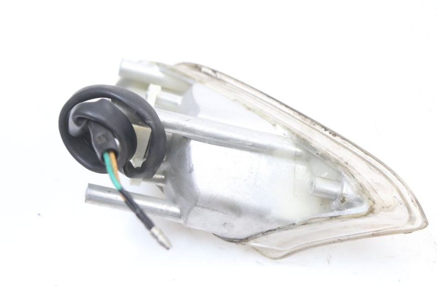 photo de LEFT FRONT TURN SIGNAL KYMCO AGILITY 4T 50 (2005 - 2018) - Alternative perspective