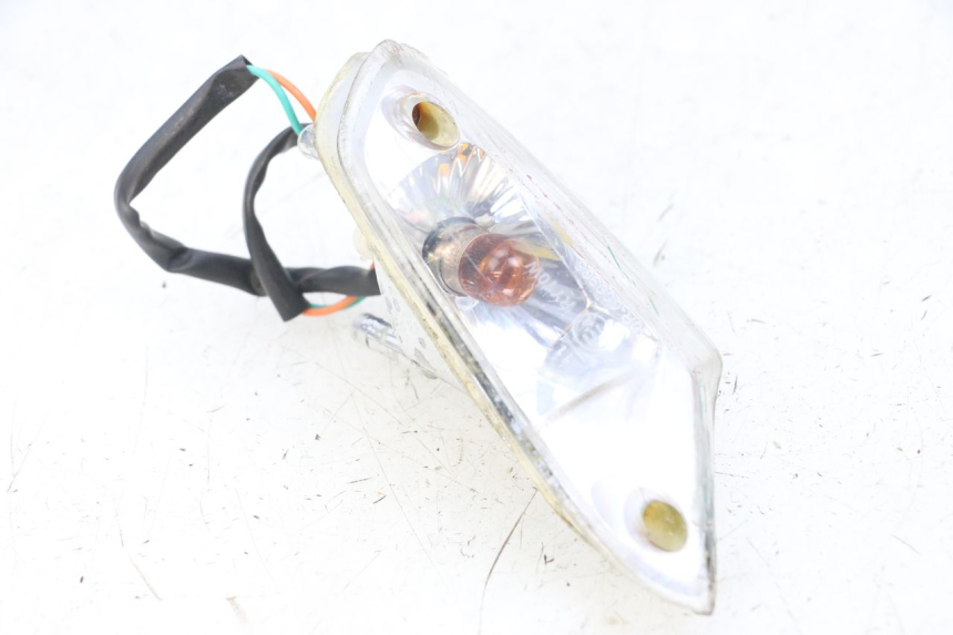 photo de LEFT FRONT TURN SIGNAL KYMCO AGILITY 4T 50 (2018 - 2022) - Fixing points details